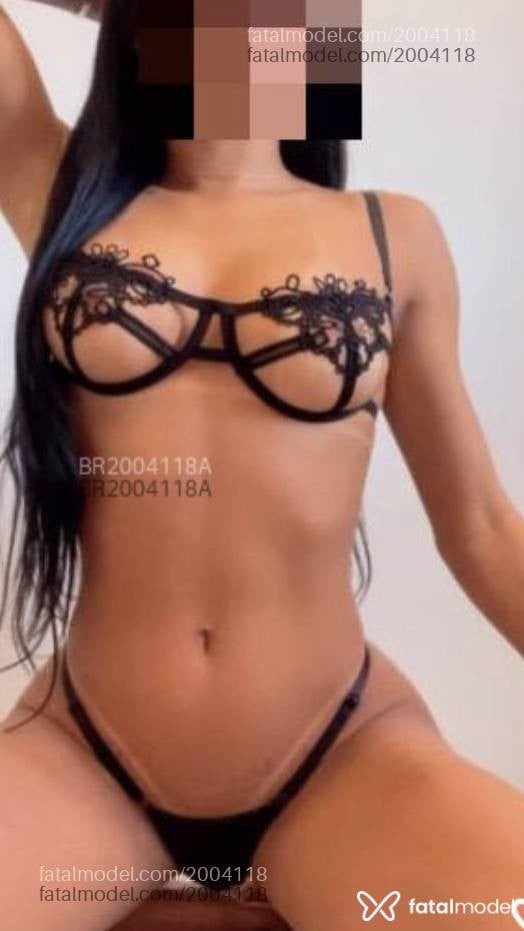 Acompanhante mulher morena (o) de olhos castanhos - Lia