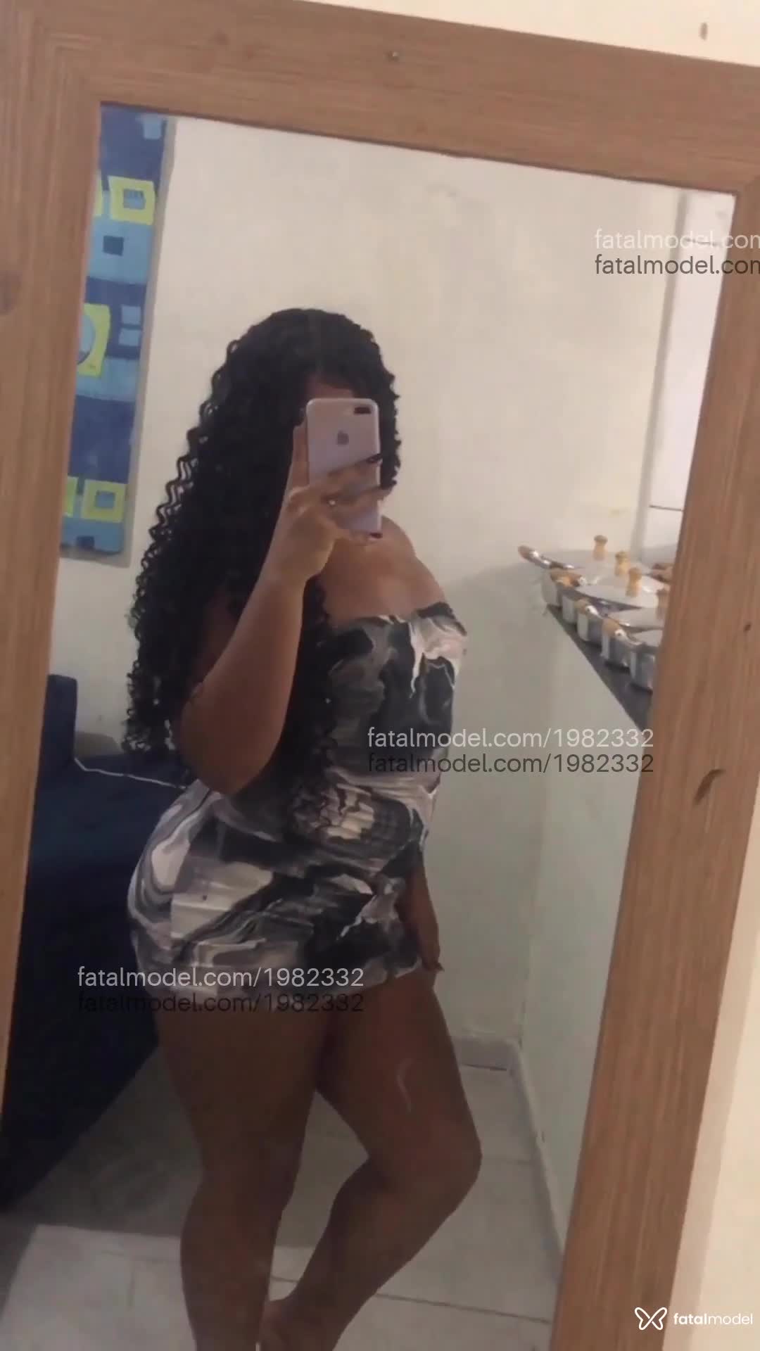 Acompanhante mulher trans morena (o) de olhos pretos em Maceió - Belatrix