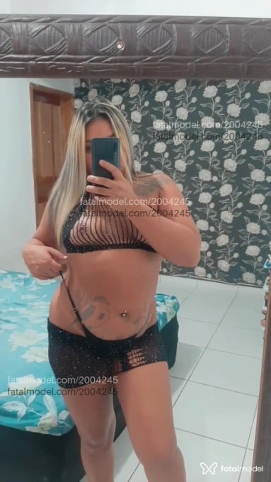 Acompanhante mulher loira (o) de olhos castanhos em Porto Velho - Brígida