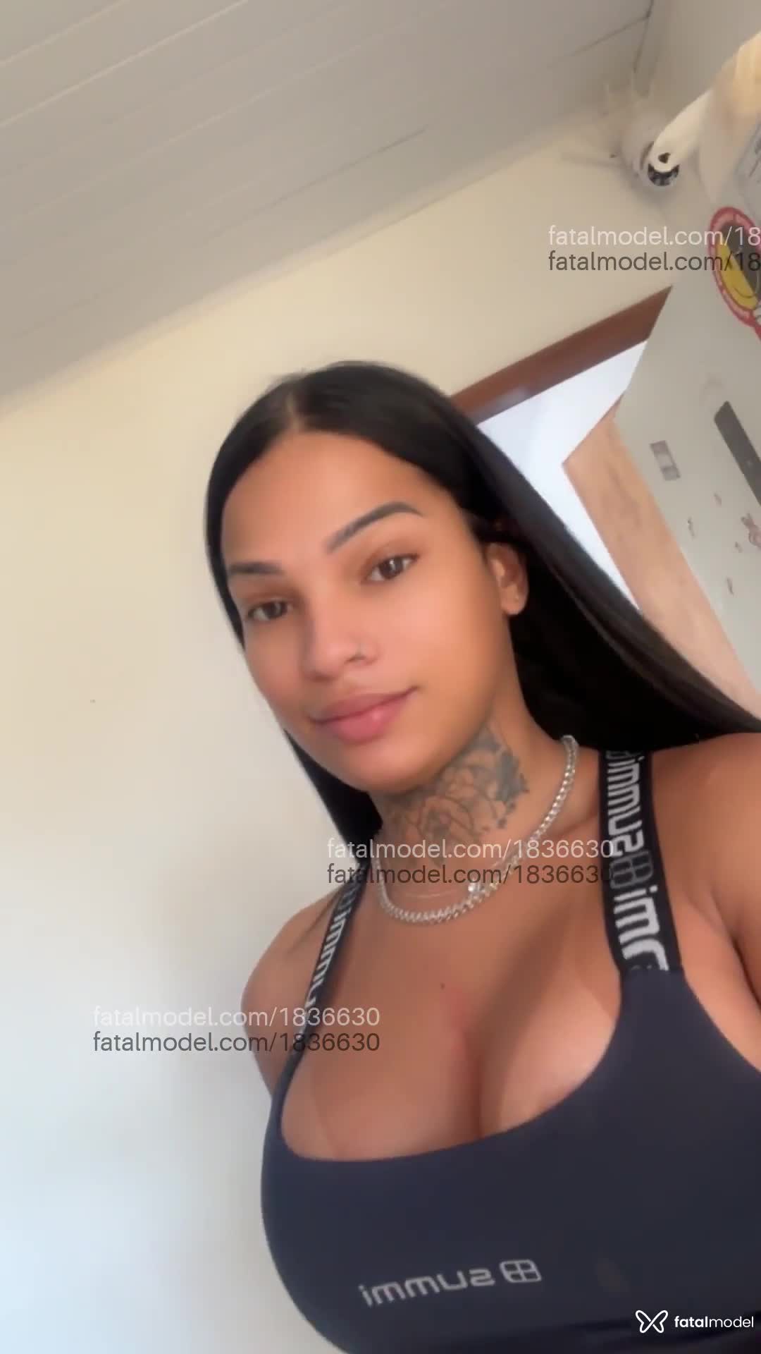 Acompanhante mulher trans morena (o) de olhos pretos em Recife - Victoria Yasmim