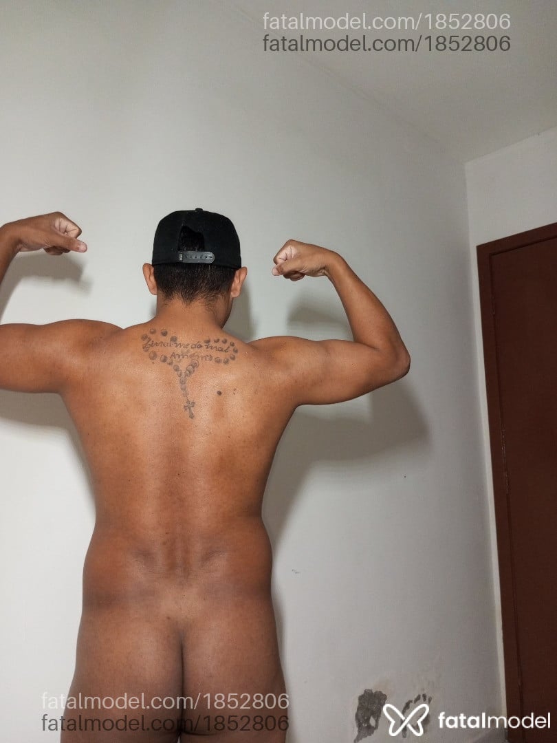 Acompanhante homem morena (o) de olhos pretos - CasalVersátil Acompanhante homem morena (o) de olhos pretos - CasalVersátil
