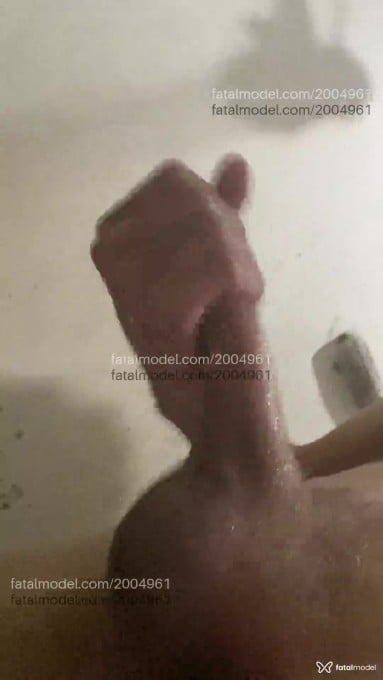 Acompanhante homem com cabelo castanho de olhos castanhos em Virtual Acompanhante homem com cabelo castanho de olhos castanhos em Virtual - Gabriel