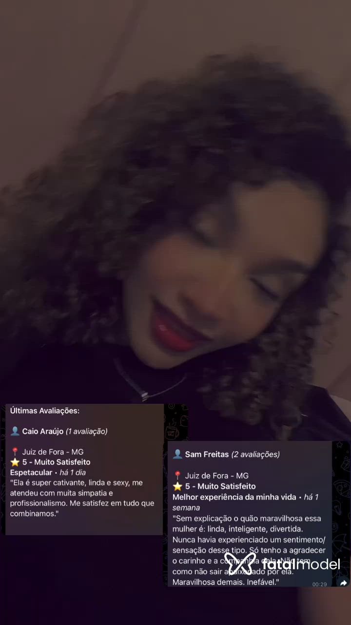 Acompanhante mulher loira (o) de olhos castanhos - Yaas
