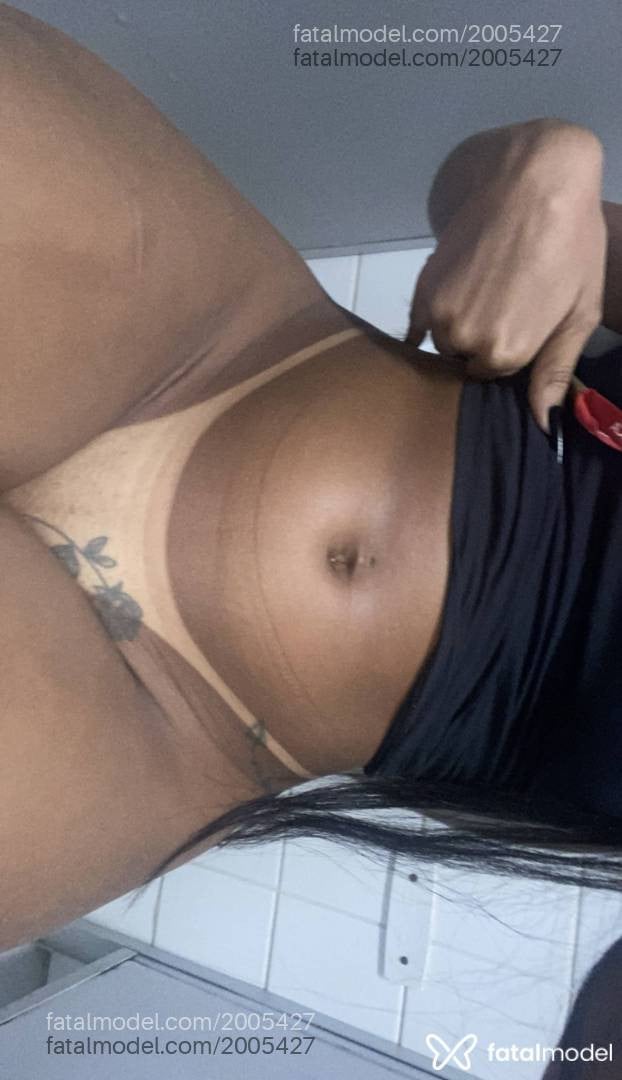 Acompanhante mulher morena (o) de olhos mel - Isis Pacheco