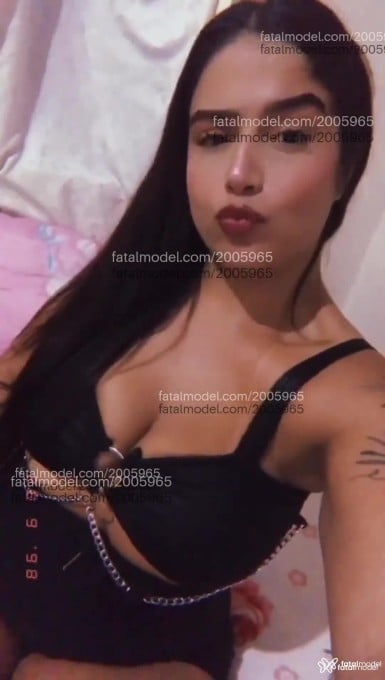 Acompanhante mulher morena (o) de olhos castanhos - Gabriela Bittencou