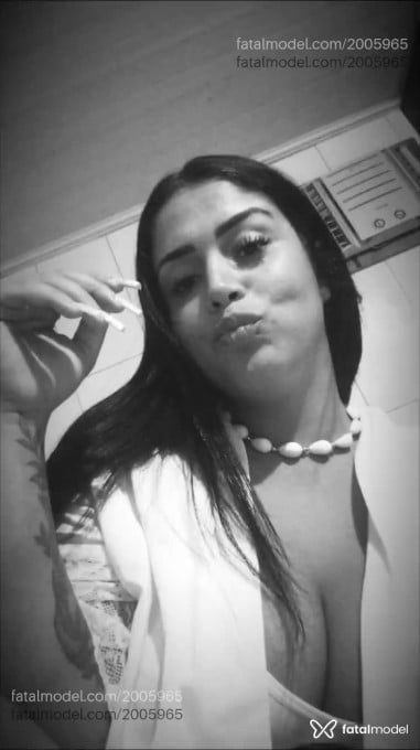 Acompanhante mulher morena (o) de olhos castanhos - Gabriela Bittencou