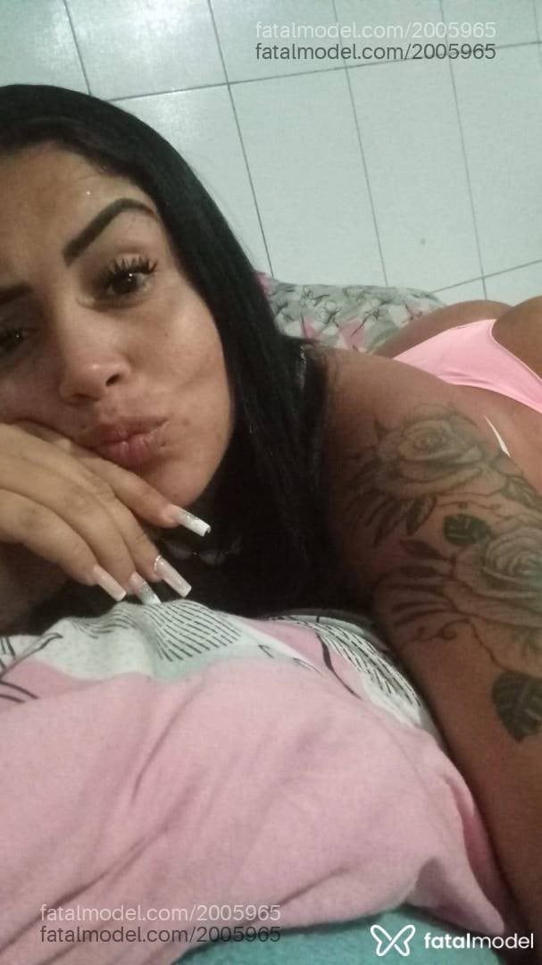 Acompanhante mulher morena (o) de olhos castanhos - Gabriela Bittencou