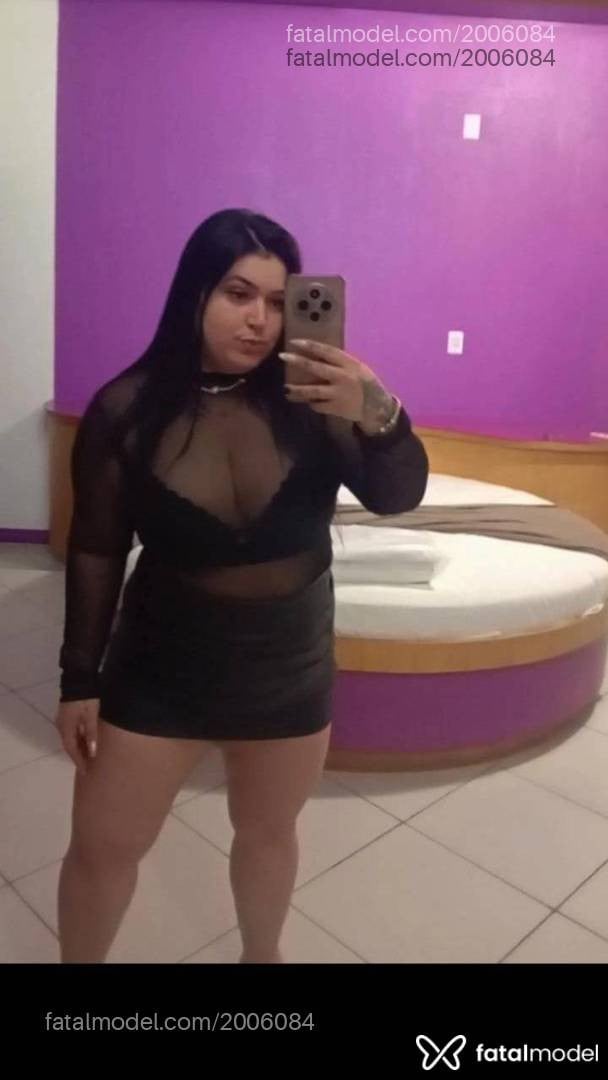 Acompanhante mulher morena (o) de olhos castanhos - Cah Silva
