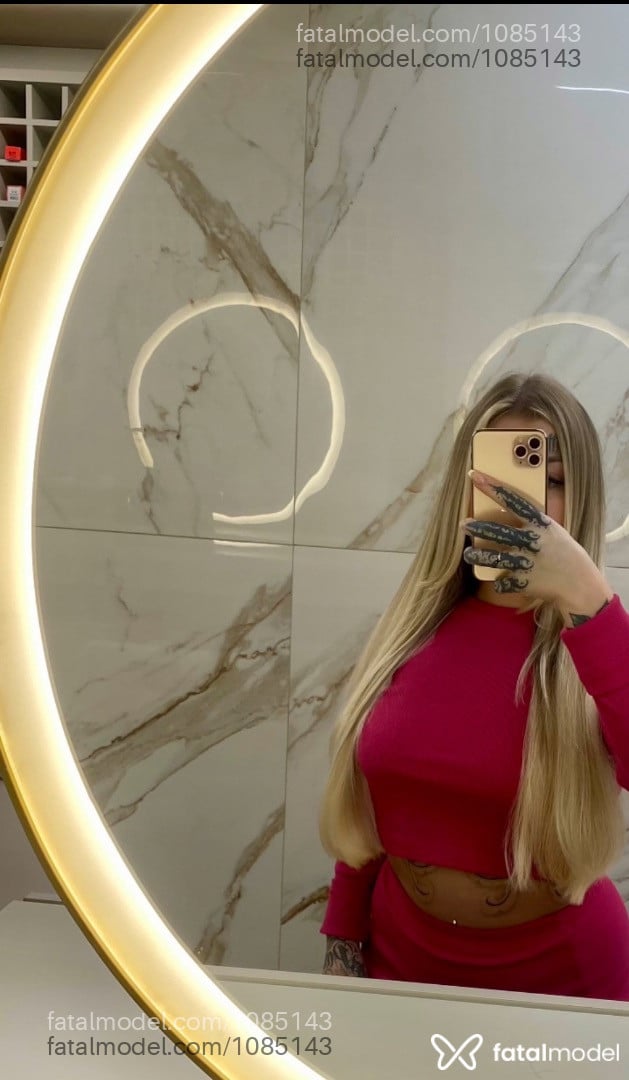 Acompanhante mulher loira (o) de olhos verdes em Balneário Camboriú - Bianca