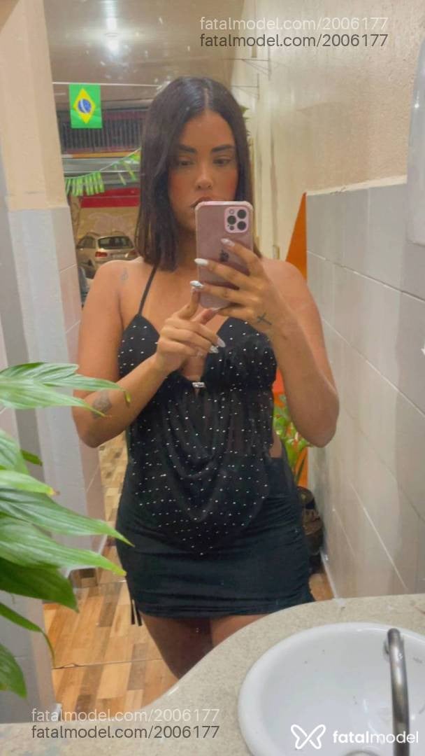 Acompanhante mulher morena (o) de olhos castanhos - Melissa Andrade