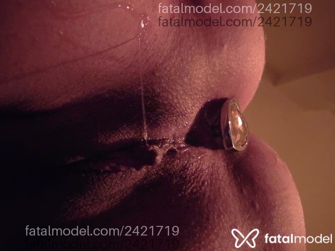 Acompanhante mulher com cabelo castanho de olhos castanhos - Felicia Acompanhante mulher com cabelo castanho de olhos castanhos - Felicia