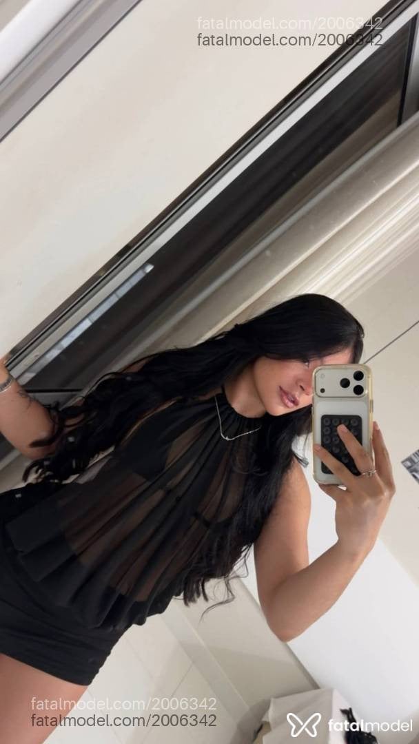 Acompanhante mulher com cabelo castanho de olhos castanhos em Goiânia - Sara