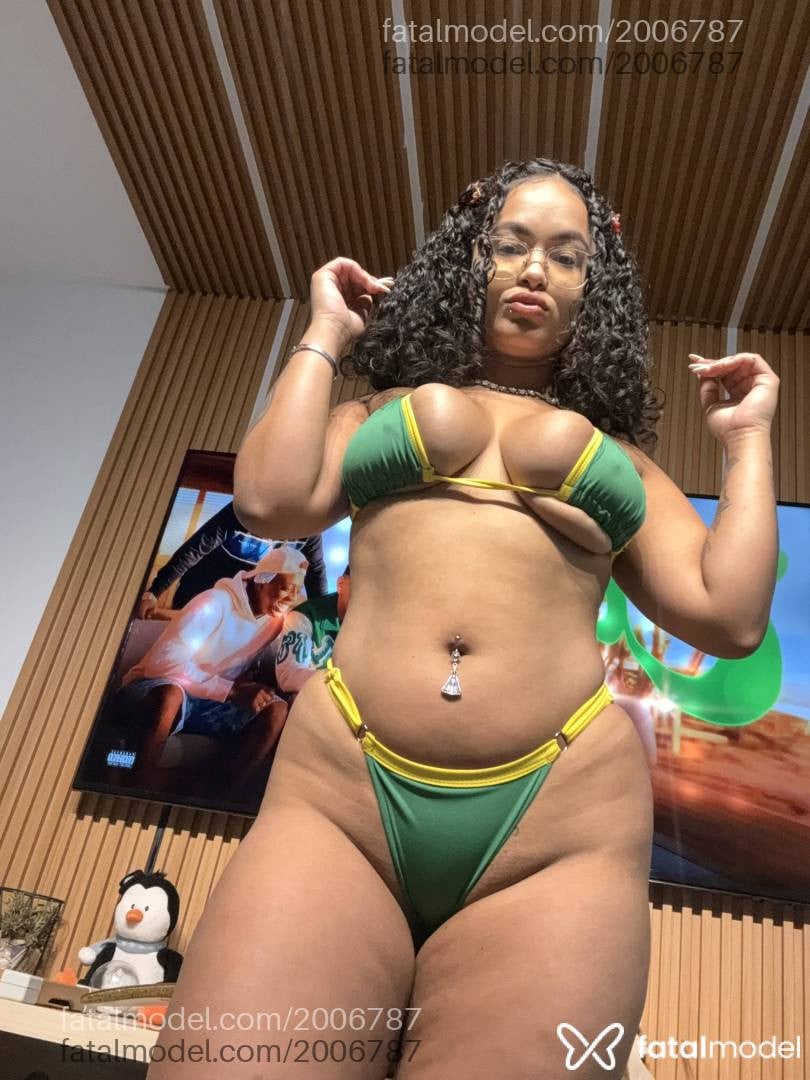 Acompanhante mulher morena (o) de olhos castanhos em Itumbiara - Stefany