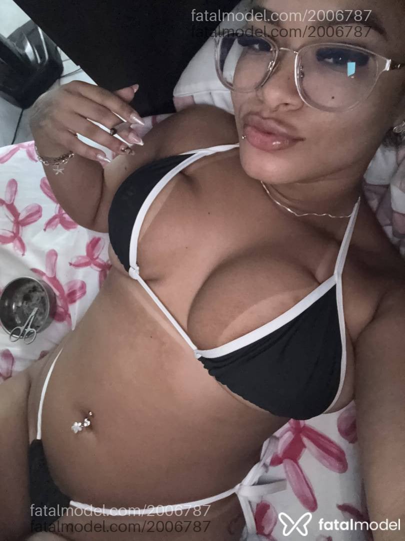 Acompanhante mulher morena (o) de olhos castanhos em Itumbiara - Stefany