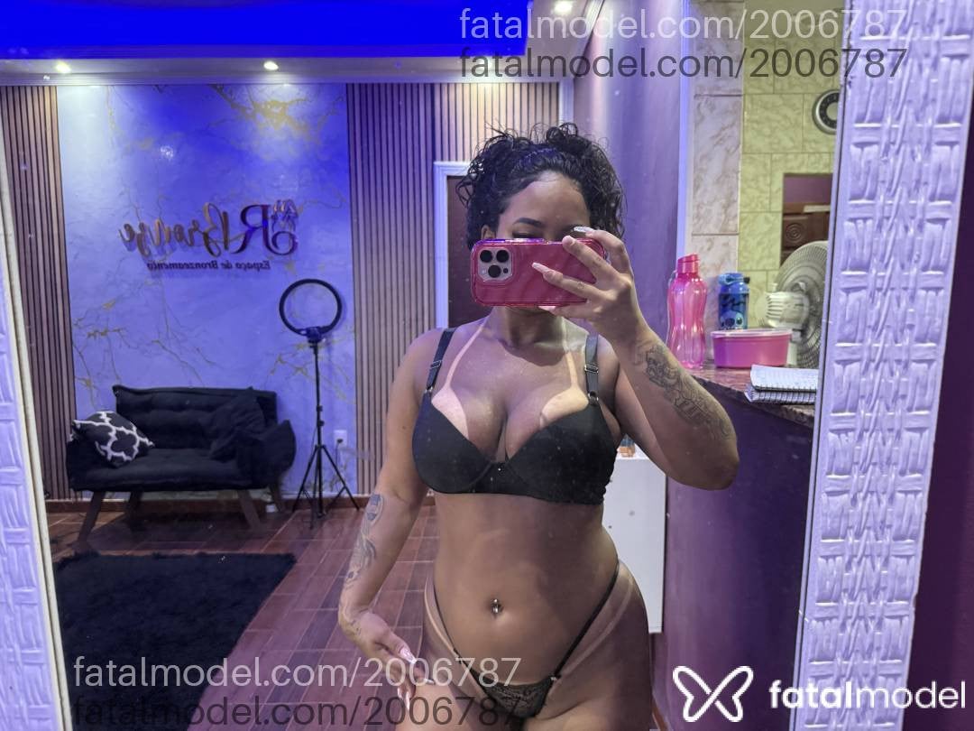 Acompanhante mulher morena (o) de olhos castanhos em Itumbiara - Stefany