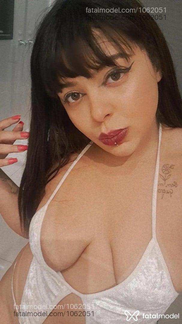 Acompanhante mulher com cabelo castanho de olhos mel em Uberlândia - Zendalya