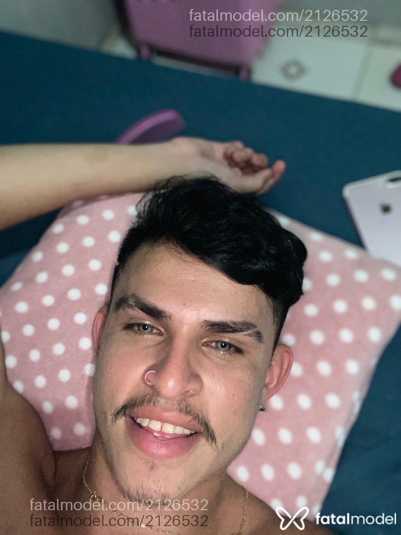 Acompanhante homem morena (o) de olhos pretos em Uberlândia - Jonatan