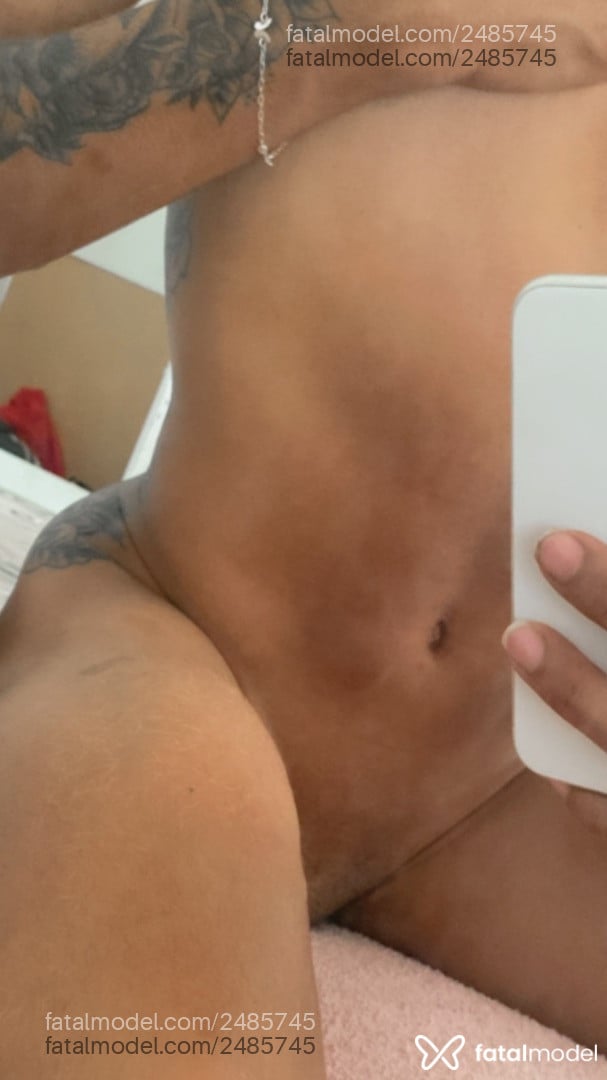 Acompanhante homem morena (o) de olhos castanhos em Cuiabá - Felipe Xavier