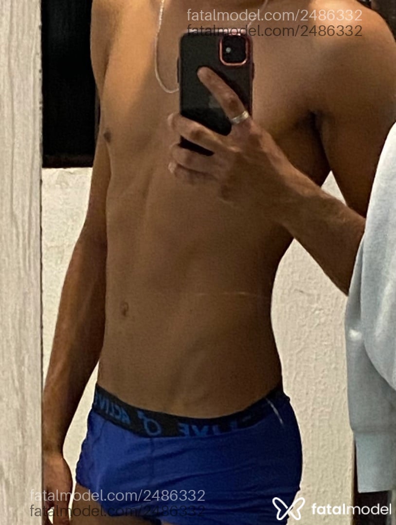 Acompanhante homem morena (o) de olhos castanhos em Maceió - Garotox