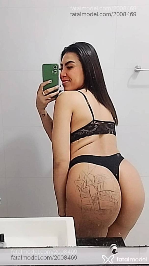 Acompanhante mulher morena (o) de olhos castanhos - Marcella Lins