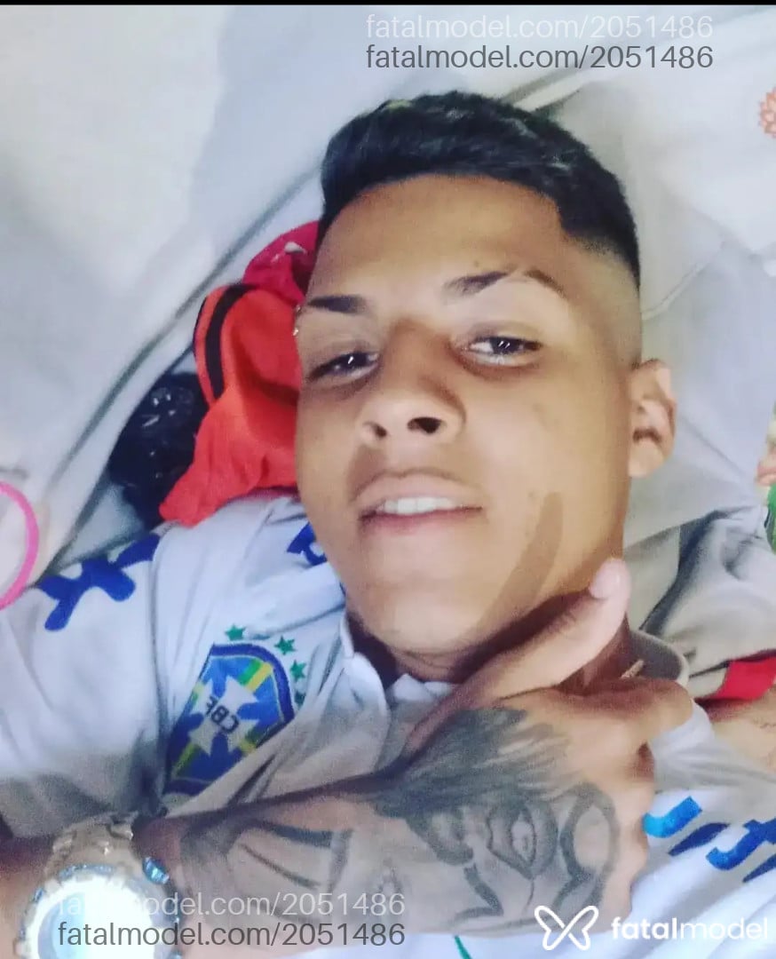 Acompanhante homem morena (o) de olhos castanhos em Belo Horizonte - Thl
