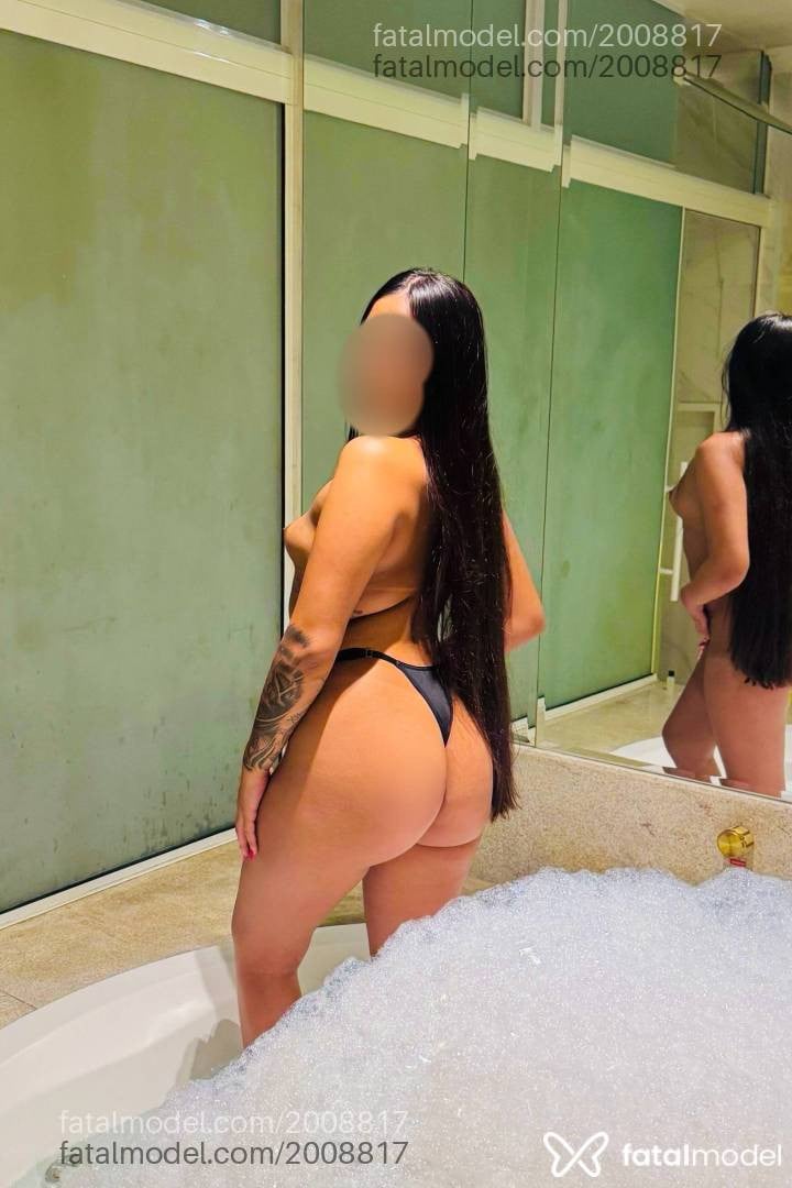 Acompanhante mulher morena (o) de olhos castanhos em Campos do Jordão - Laryssa