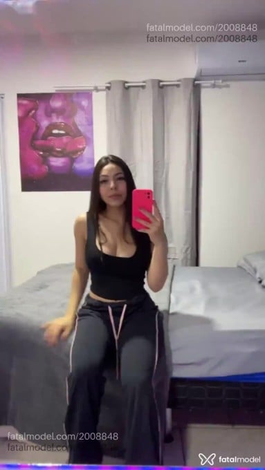 Acompanhante mulher morena (o) de olhos castanhos - Natty