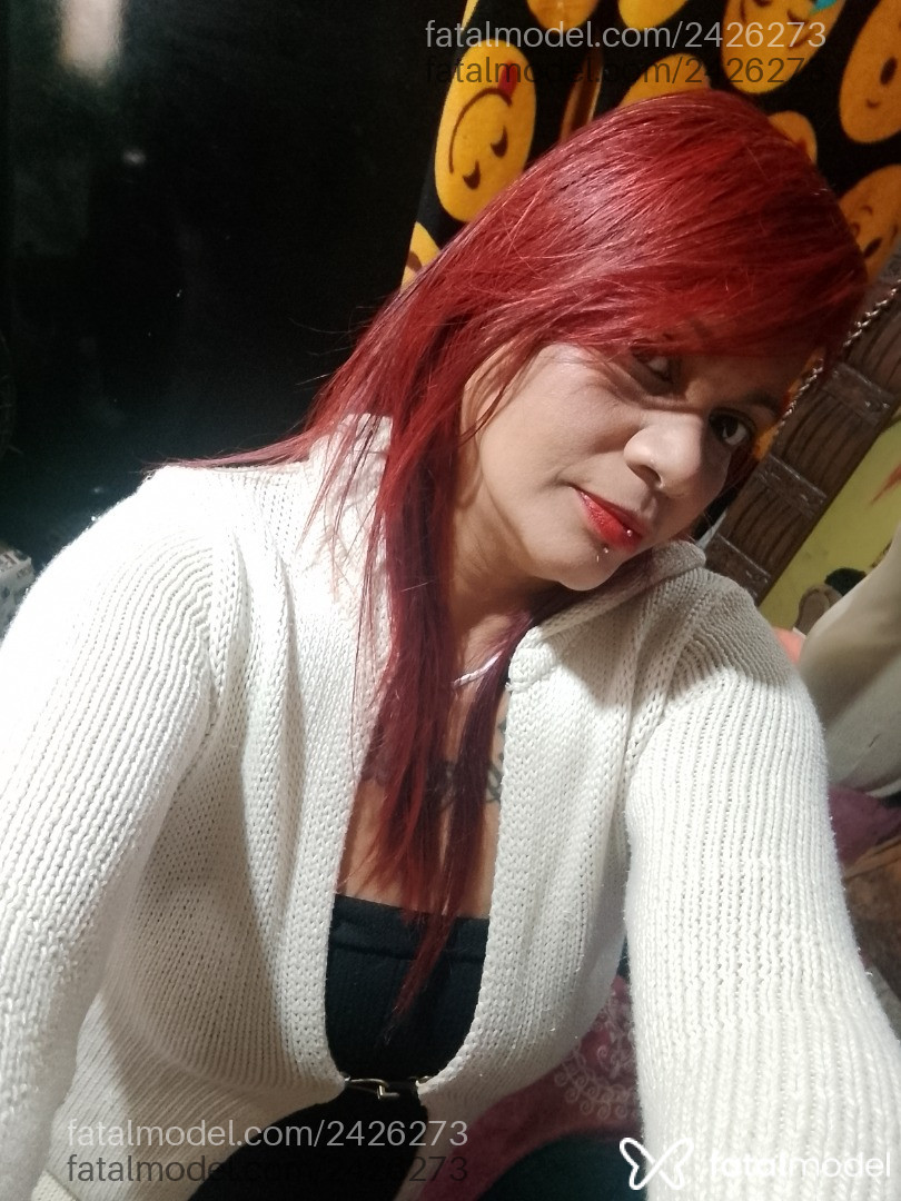 Acompanhante mulher ruiva (o) de olhos mel em Virtual Acompanhante mulher ruiva (o) de olhos mel em Virtual - Lais Rezende