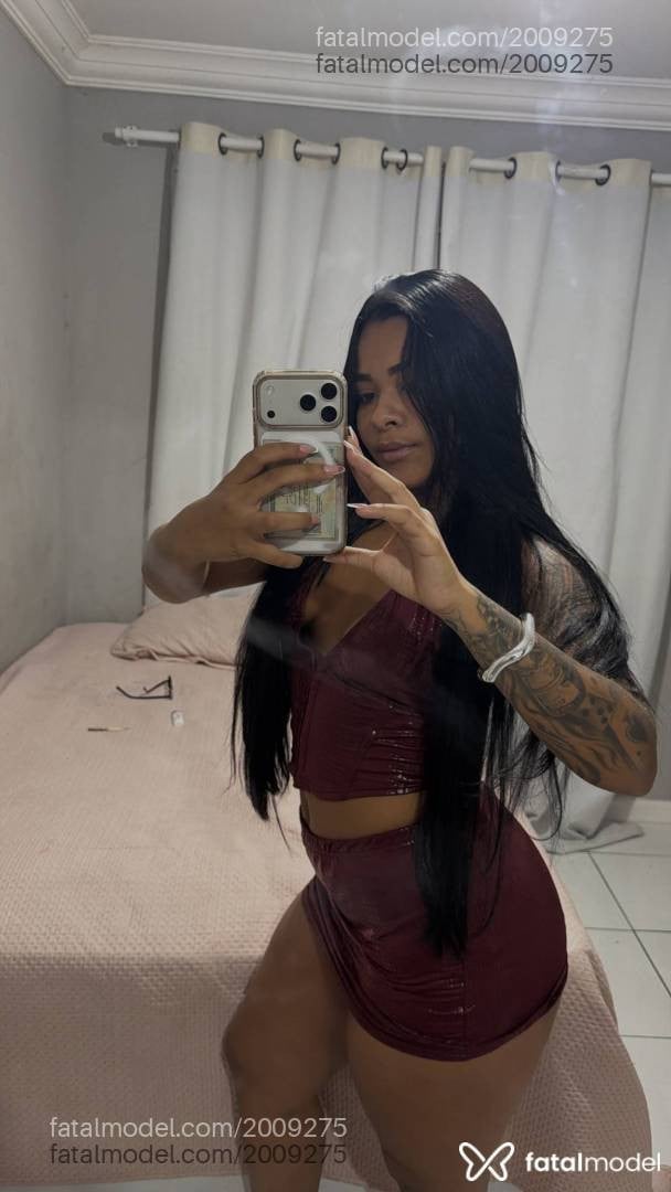 Acompanhante mulher morena (o) de olhos castanhos - Nicolle Rocha