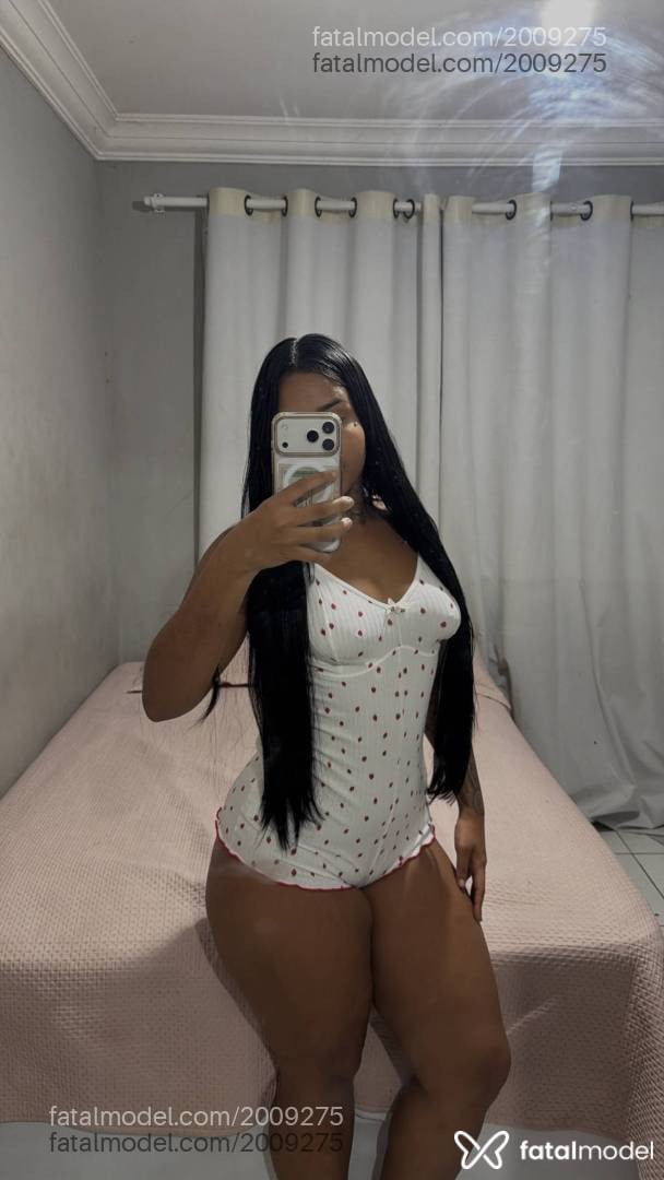Acompanhante mulher morena (o) de olhos castanhos - Nicolle Rocha