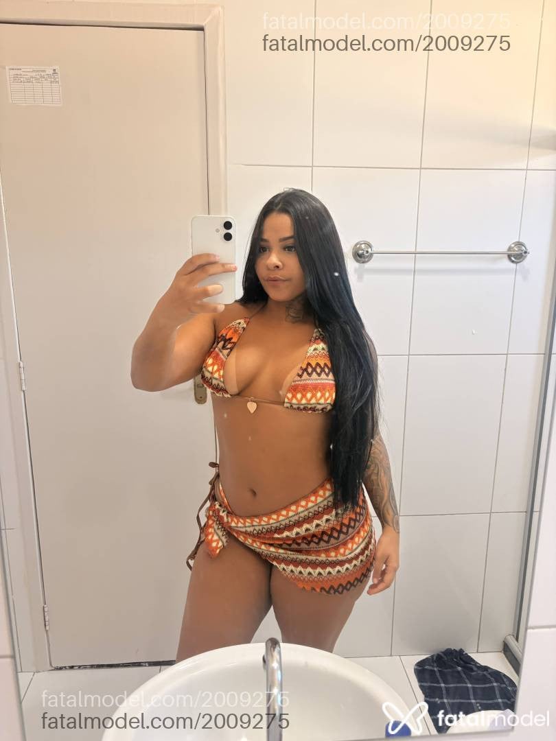Acompanhante mulher morena (o) de olhos castanhos - Nicolle Rocha