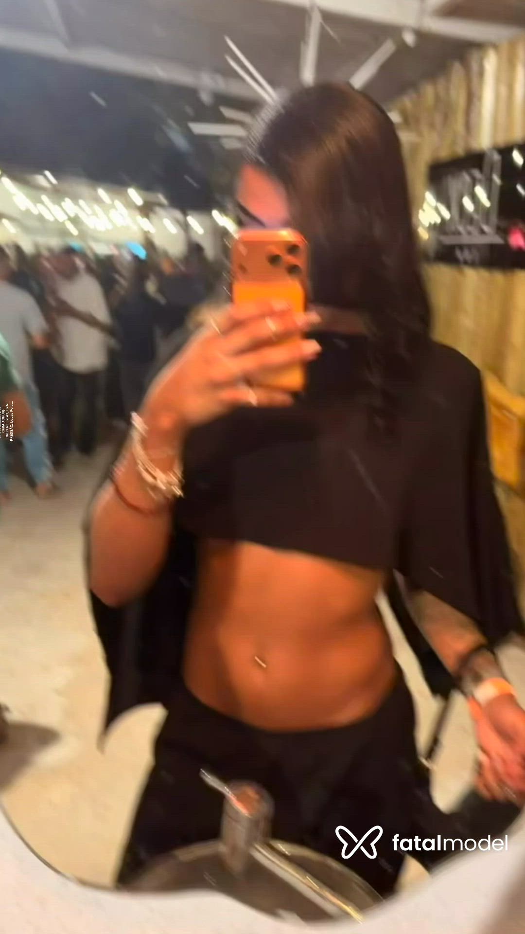 Acompanhante mulher trans morena (o) de olhos pretos - Nicolly Rosa