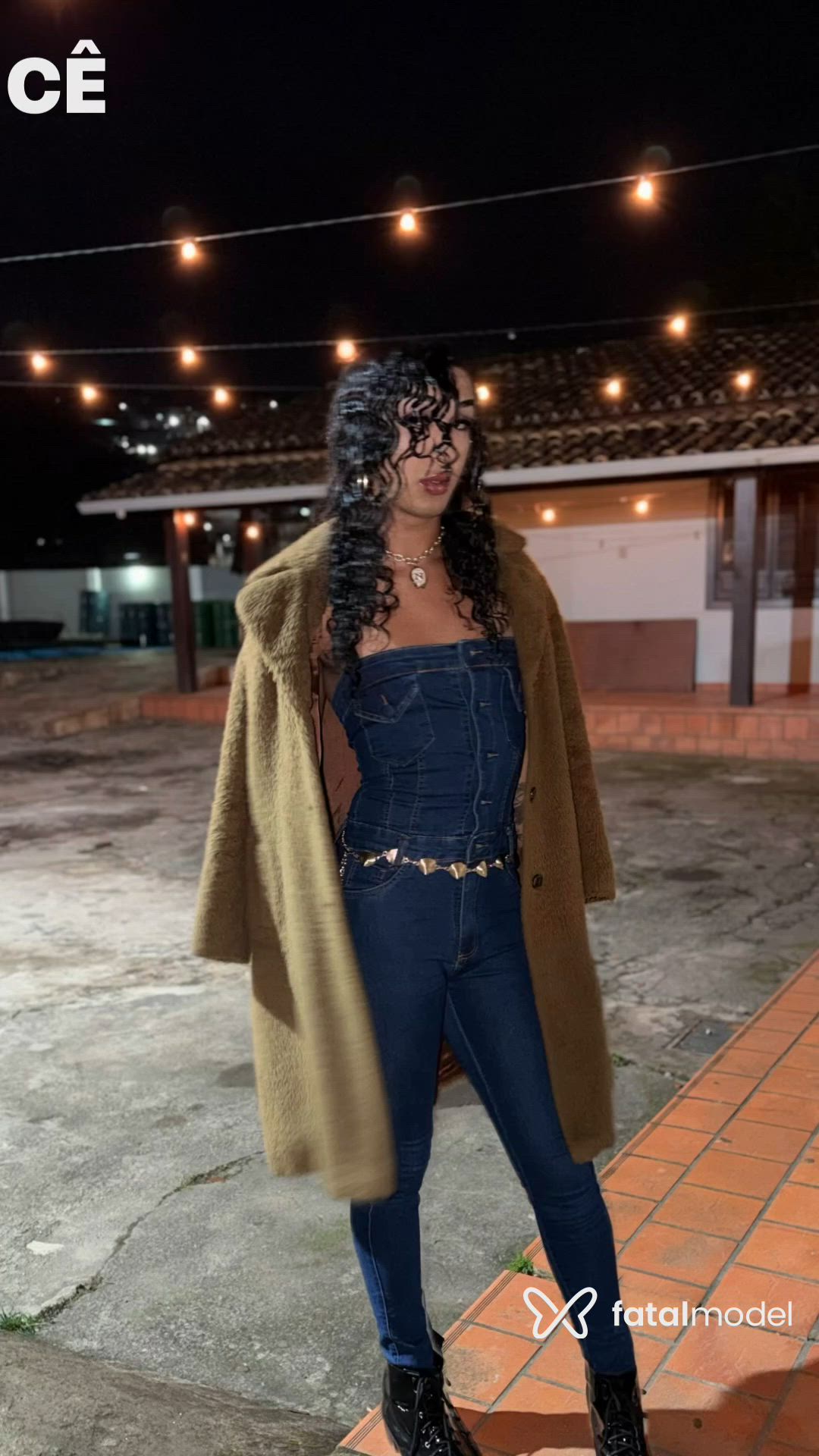 Acompanhante mulher trans morena (o) de olhos pretos - Nicolly Rosa