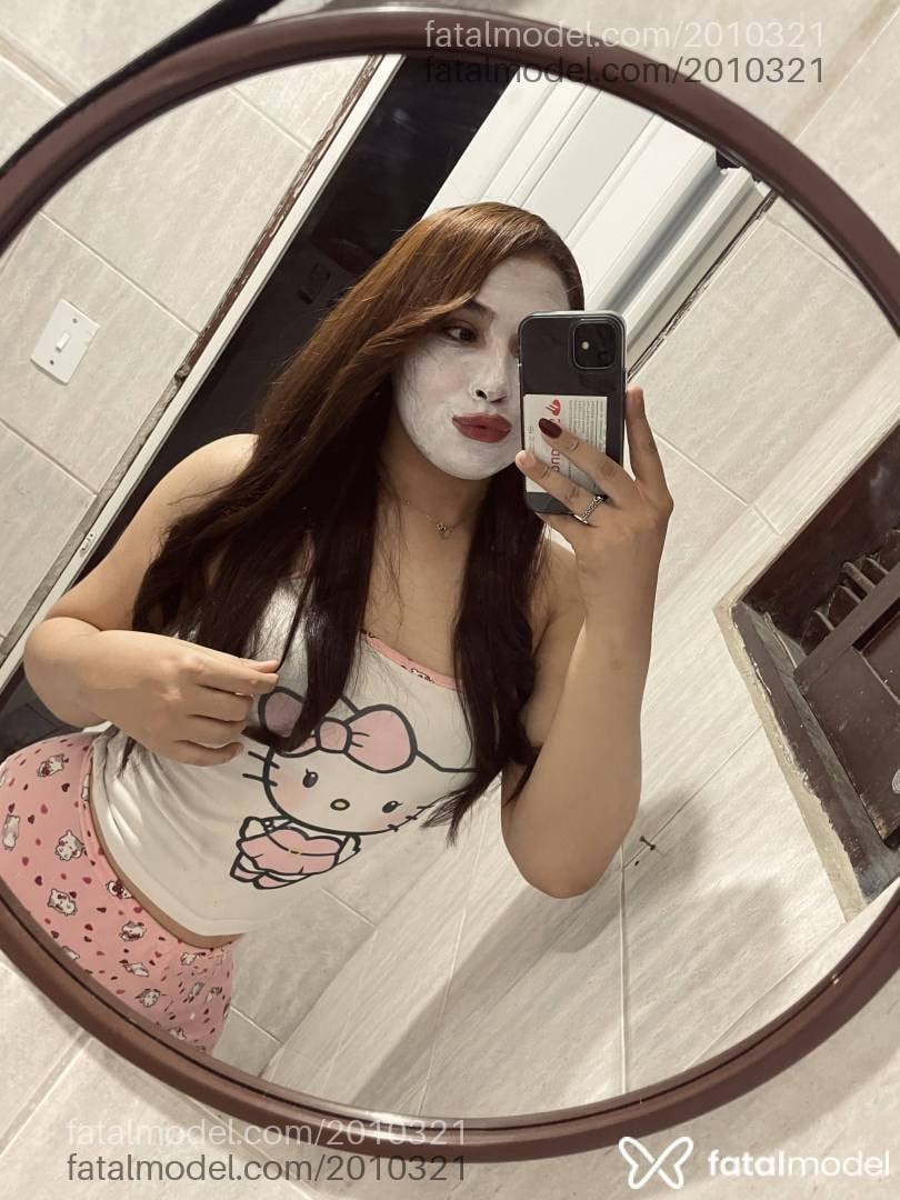 Acompanhante mulher trans morena (o) de olhos castanhos em Caruaru - Stella