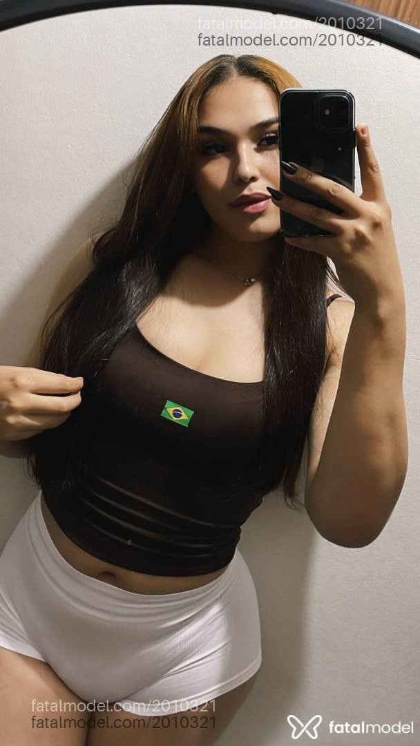 Acompanhante mulher trans morena (o) de olhos castanhos em Caruaru - Stella
