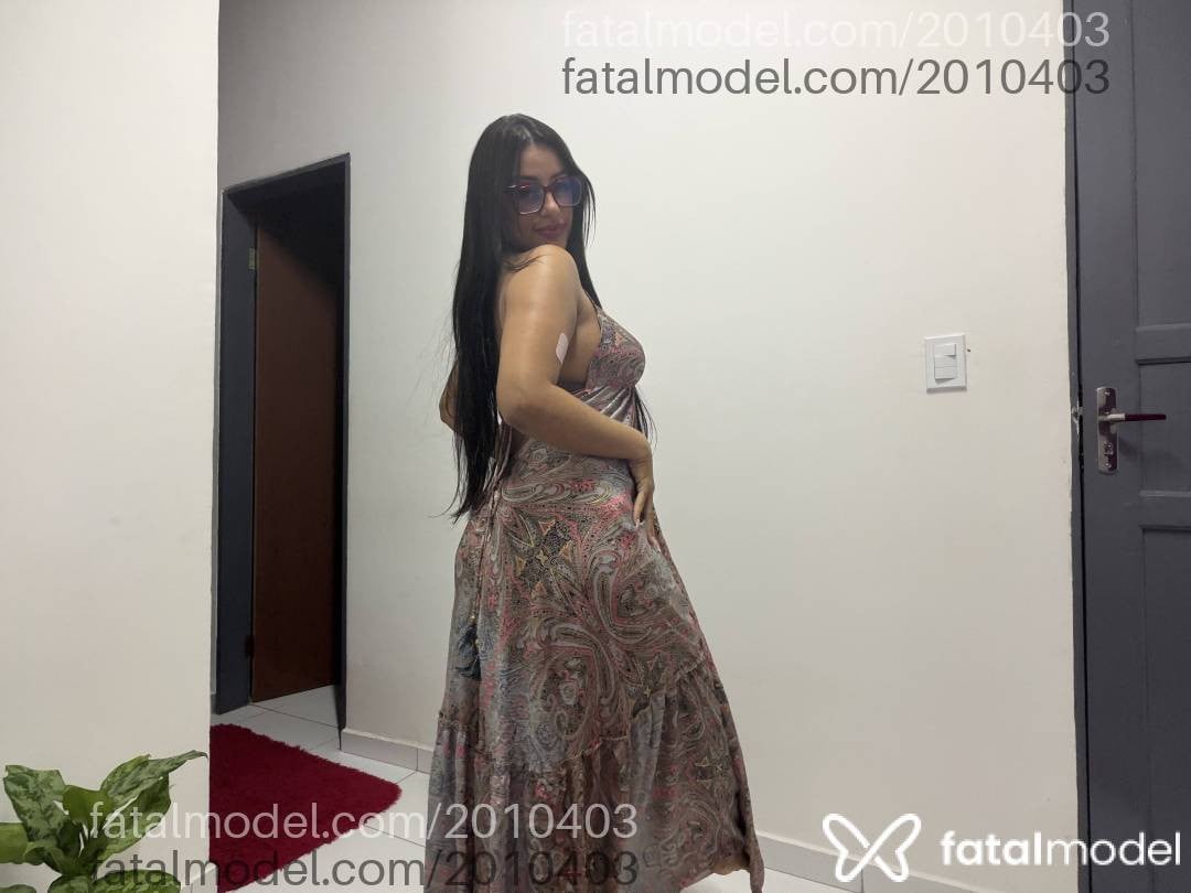 Acompanhante mulher morena (o) de olhos castanhos em João Pessoa - Mia Matozzo