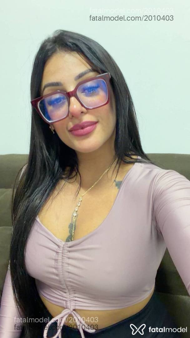 Acompanhante mulher morena (o) de olhos castanhos em João Pessoa - Mia Matozzo