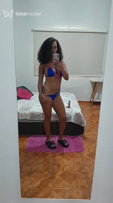Acompanhante mulher com cabelo castanho de olhos mel em São José do Rio Preto Acompanhante mulher com cabelo castanho de olhos mel em São José do Rio Preto - Morena Praiana