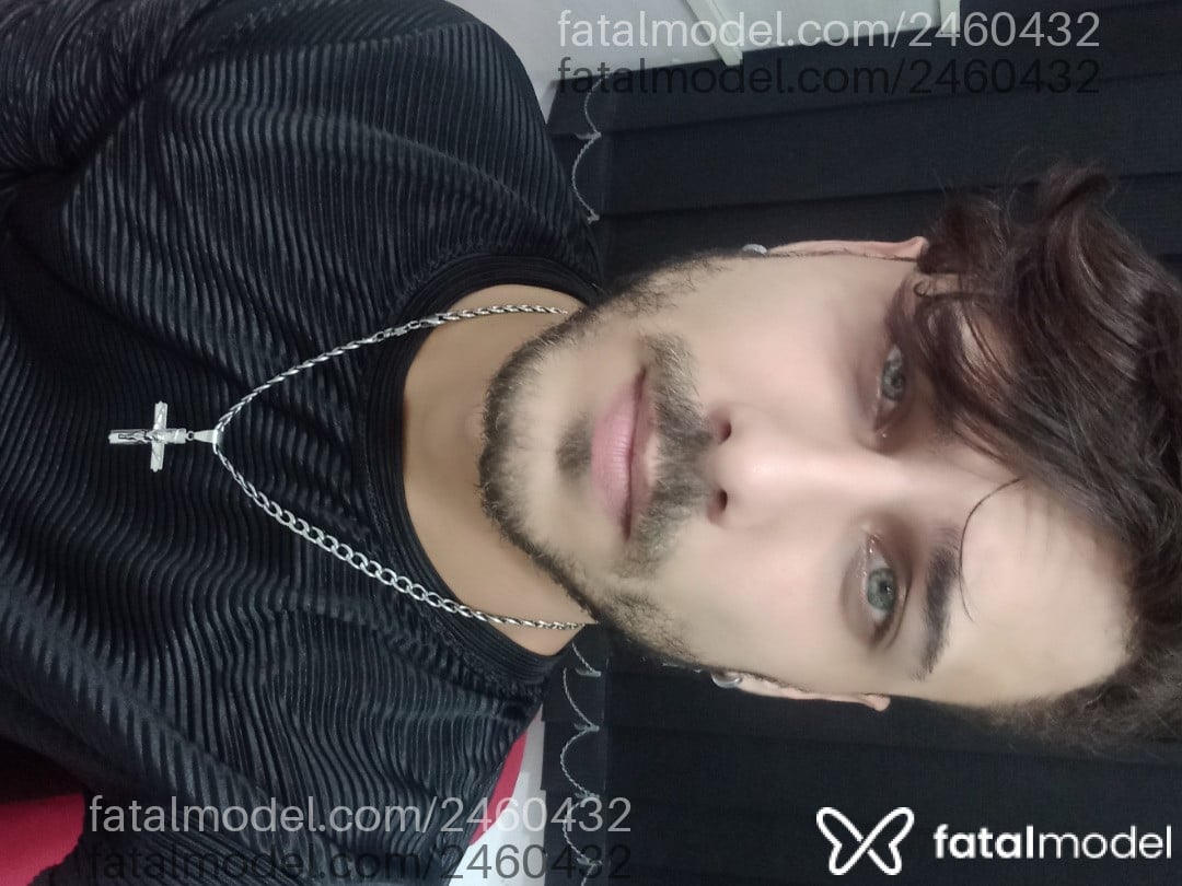 Acompanhante homem com cabelo castanho de olhos verdes em Paranaíba Acompanhante homem com cabelo castanho de olhos verdes em Paranaíba - Júnior