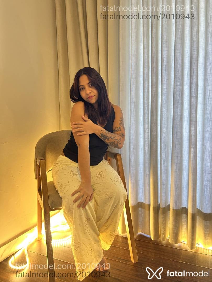 Acompanhante mulher morena (o) de olhos verdes em Foz do Iguaçu - Selene