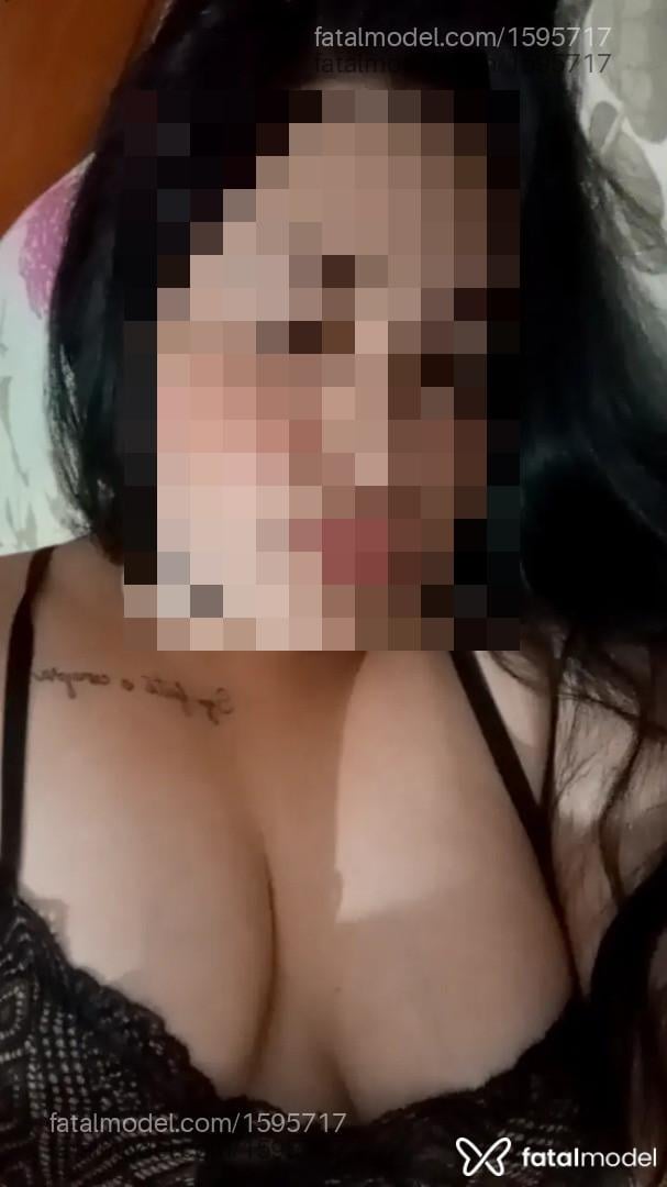 Acompanhante mulher morena (o) de olhos verdes em Xangri-Lá Acompanhante mulher morena (o) de olhos verdes em Xangri-Lá - Bruna