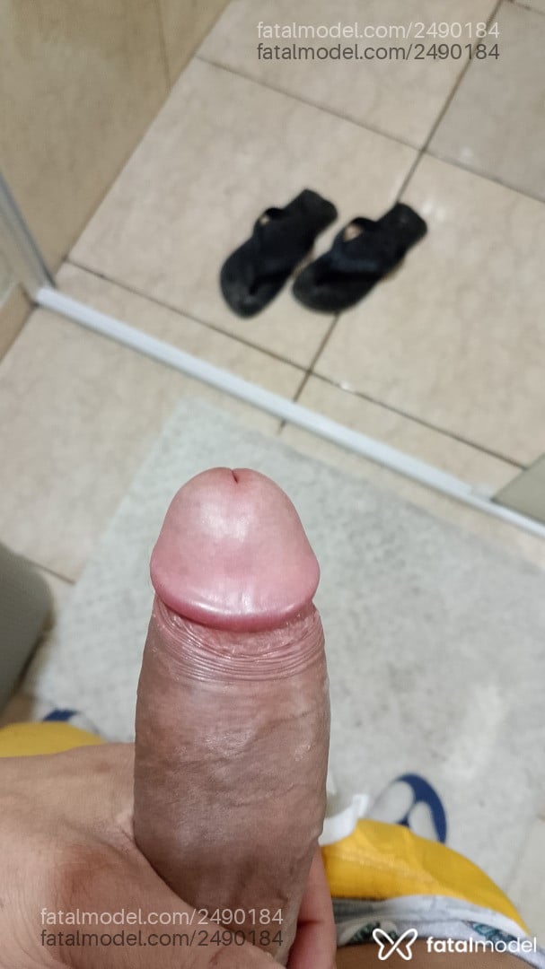 Acompanhante homem com cabelo castanho de olhos castanhos em Virtual Acompanhante homem com cabelo castanho de olhos castanhos em Virtual - Pdrreis