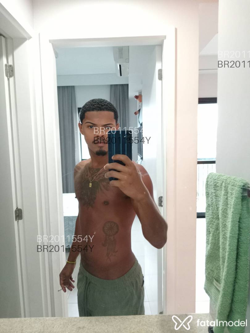 Acompanhante homem morena (o) de olhos pretos em Virtual - Pt Sfd
