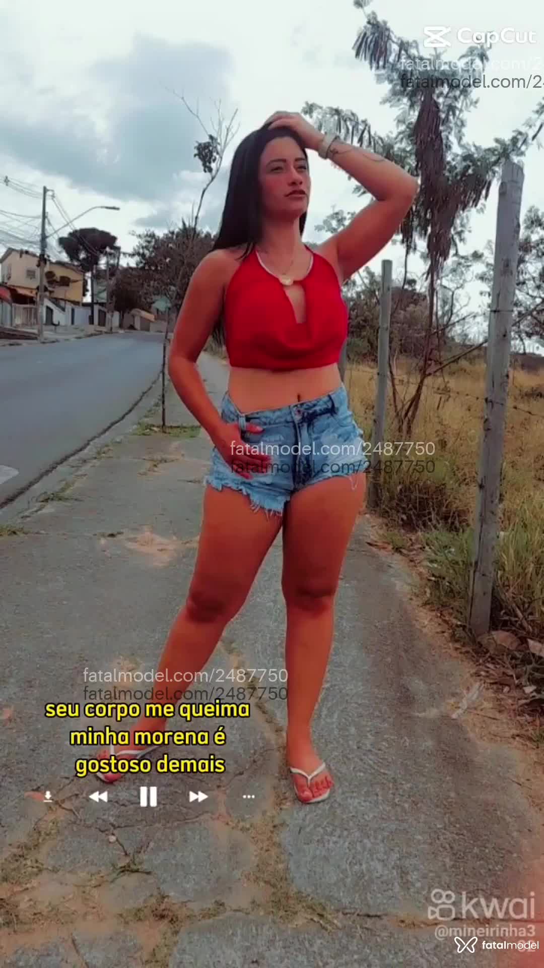 Acompanhante mulher morena (o) de olhos pretos em Virtual - Bruna