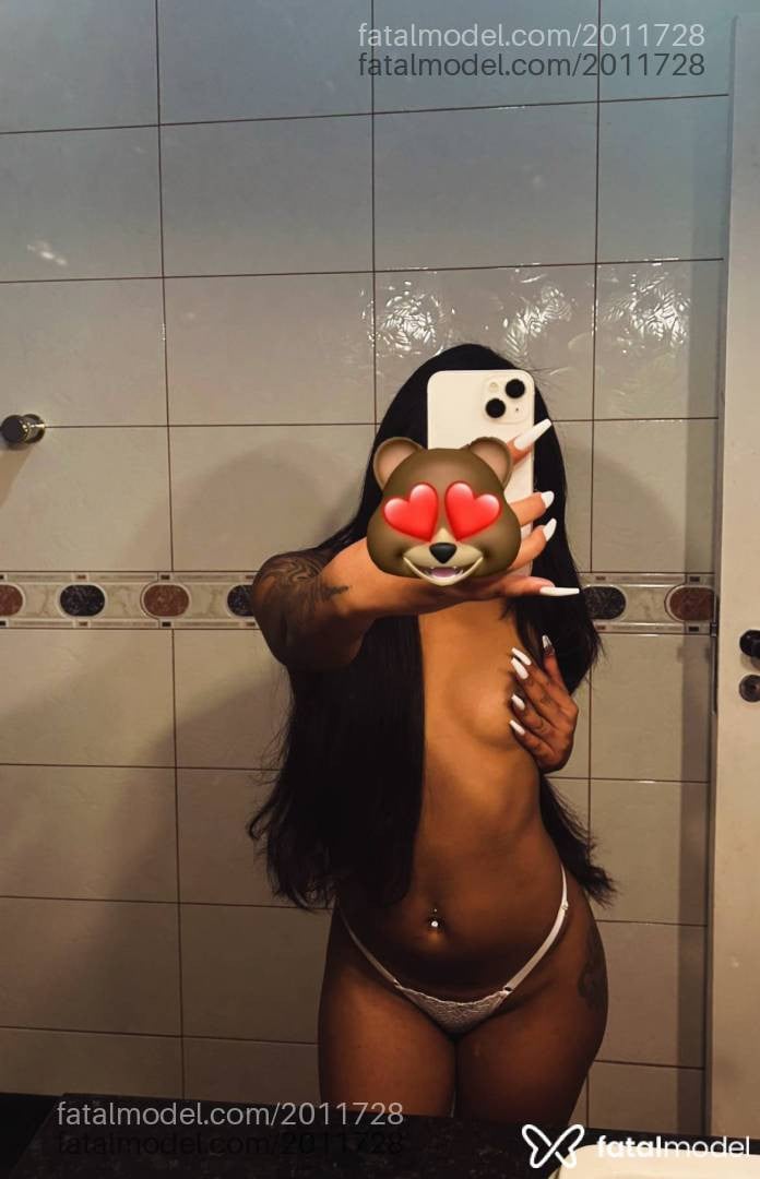 Acompanhante mulher morena (o) de olhos castanhos em Caratinga - Pollyana
