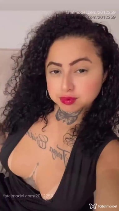 Acompanhante mulher morena (o) de olhos pretos em Patos Acompanhante mulher morena (o) de olhos pretos em Patos - Angel