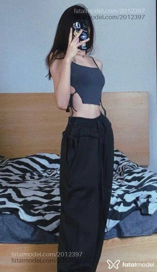 Acompanhante mulher morena (o) de olhos mel - Any