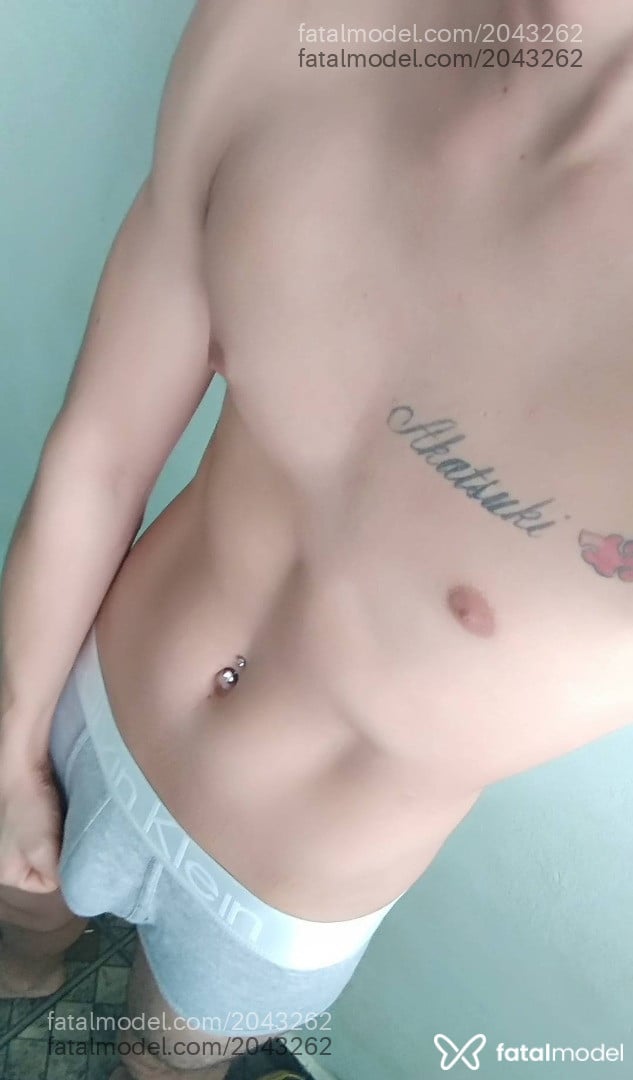 Acompanhante homem morena (o) de olhos castanhos - Arthur