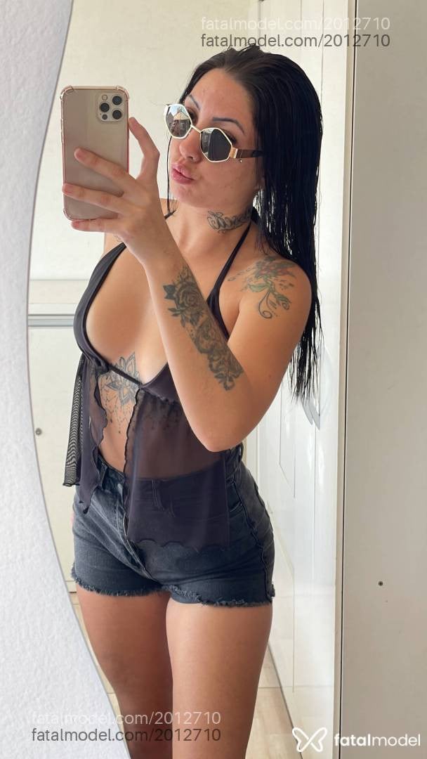 Acompanhante mulher morena (o) de olhos castanhos em Florianópolis - Maitê Vasconcelos