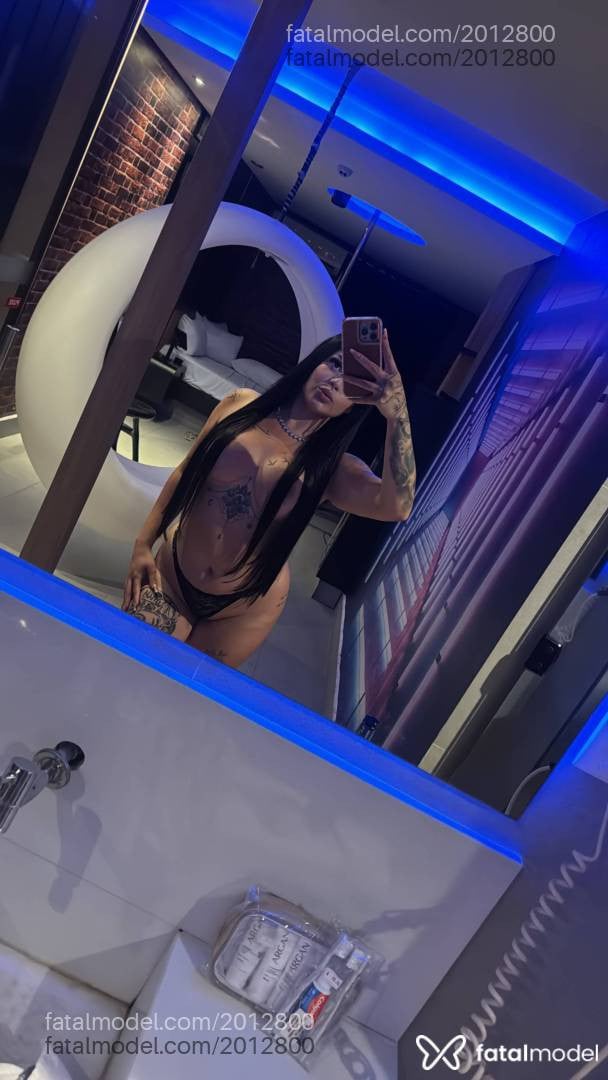 Acompanhante mulher morena (o) de olhos castanhos - Gaby